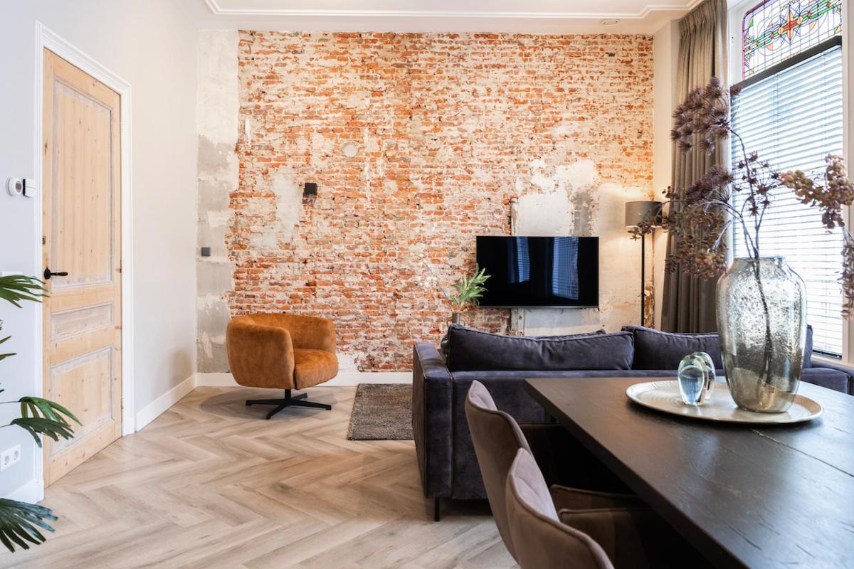 Xxl Loft With Bath Located Stadsvilla Tilburgo